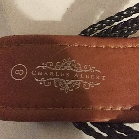 Sandals - Picture 3 of 4